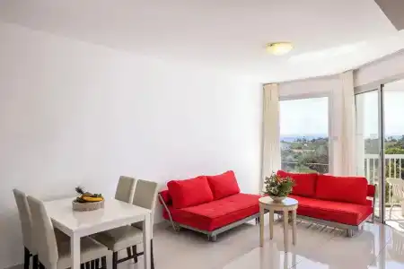 Papantonia Apts - 47