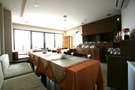 Grand Peninsula - 14