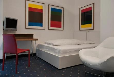 Kunsthof - 77