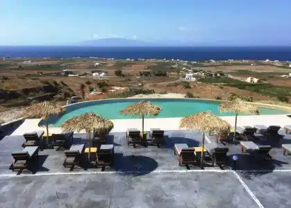 Elysian Santorini - 20