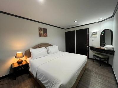 Yellow Ribbon Hills Boutique Suites - 27