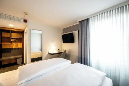 Axxe Motel Rasthof Kassel - 48