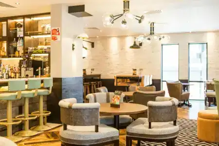 Premier Inn King's Cross - 30