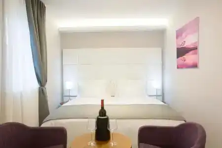 Boutique Intermezzo - Pag centre - 96