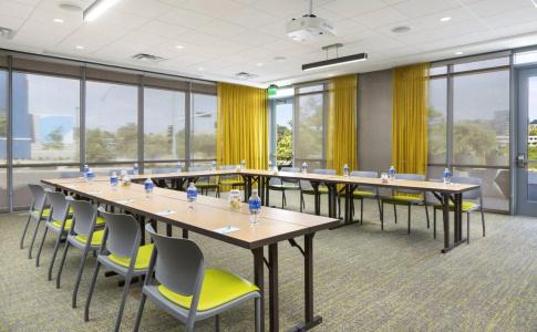 SpringHill Suites by Marriott San Diego Mission Valley - 16
