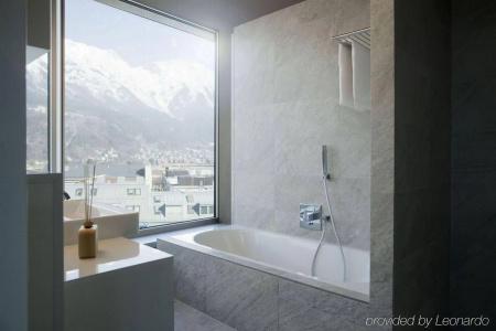 Adlers Innsbruck - 15