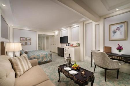 Les Ambassadeurs Ultra Luxury Beachfront Resort & Maldives Villas & Casino & Yacht Marina - 27