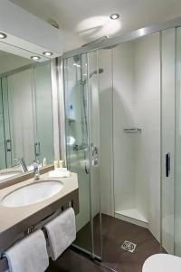 Best Western Plus Carlton Annecy - 97