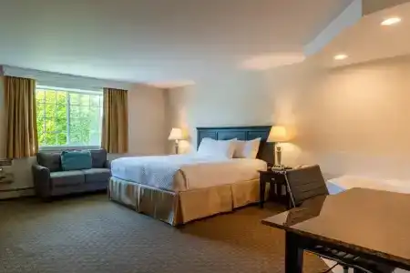 Ogunquit and Suites - 65