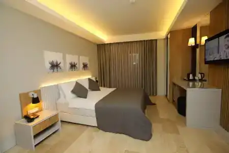 Ariel Alaçatı - 19
