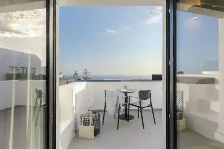 Onyx & Suites - 165