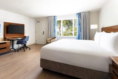 Fairfield Inn & Suites by Marriott at The Keys Collection - 46