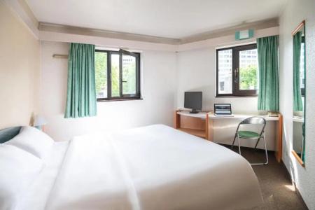 ibis Rouen Centre Rive Gauche St Sever - 45