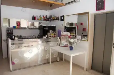 ANVERSA - 21