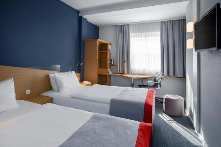 Holiday Inn Express Frankfurt Airport, An Ihg - 4