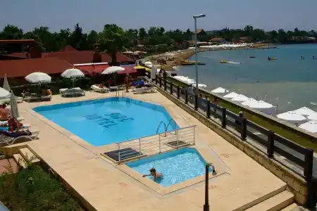 Side Beach Club - 23