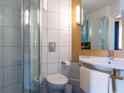 ibis Kiev City Center - 9