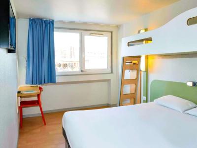ibis Bordeaux Lac - 31