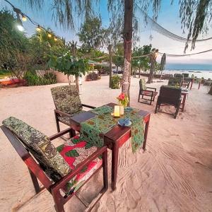 Flame Tree Cottages - 46