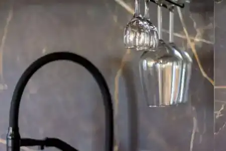 на улице Космонавта Леонова - 34