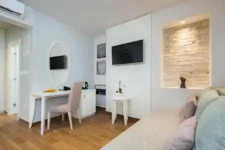 Balatura The Fine Bed&Breakfast Split - 65