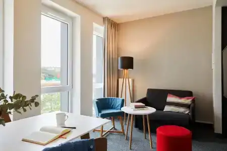 sylc. Apartment– Serviced - 80