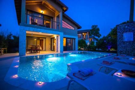 Volans Suites Villas - 9