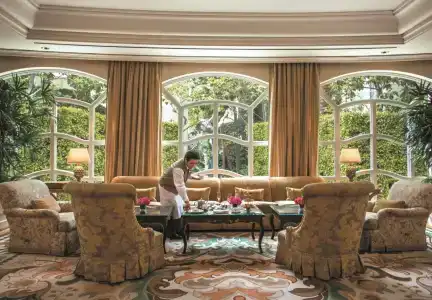 The Peninsula Beverly Hills - 10