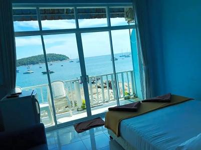 Naiharn On The Rock Resort Phuket - 58