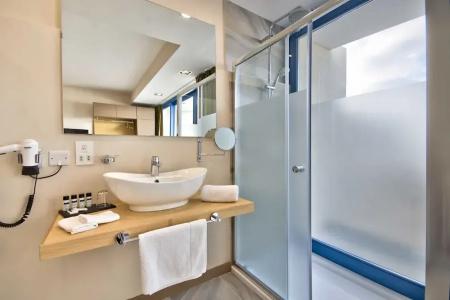 The British Suites - 46
