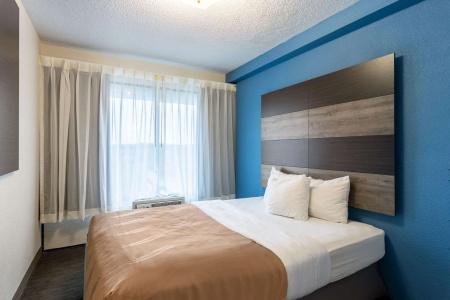 Quality Inn On the Strip - 6