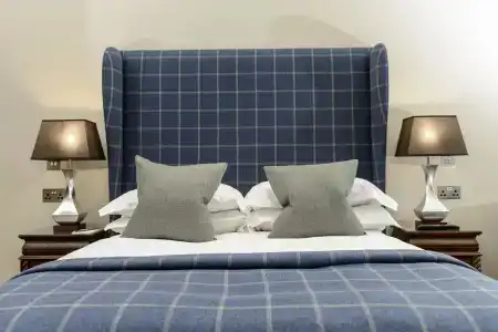 The Raeburn - 5