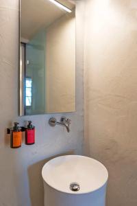 Maris Lindos Suites & - 21