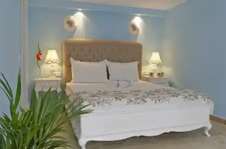 AlaÇAti Roka TaŞ Butİk - 35