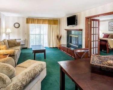 Quality Inn Oakwood - 47