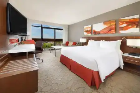 Hilton/Meadowvale - 80