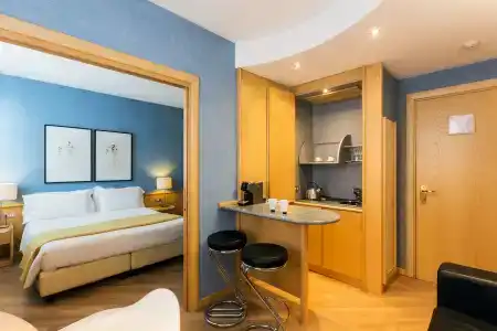 Best Western Plus Executive and Suites - 5