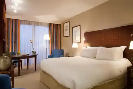 Sofitel Marseille Vieux-Port - 3