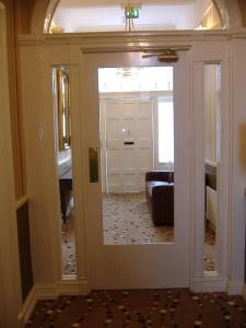 Jackson Court - 11