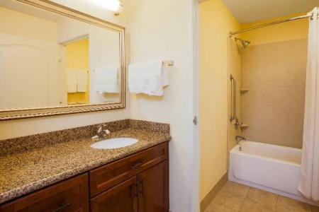 Staybridge Suites Airport, An Ihg - 99