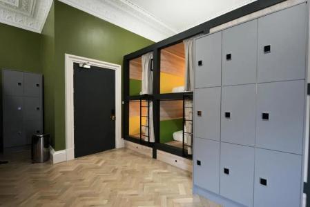 West End - 122