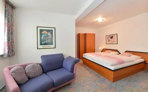 Rhön-Sonnenhof - Restaurant & Café - 33