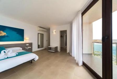 ApartFerrer Skyline - 157