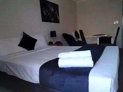 Herston Place - 16