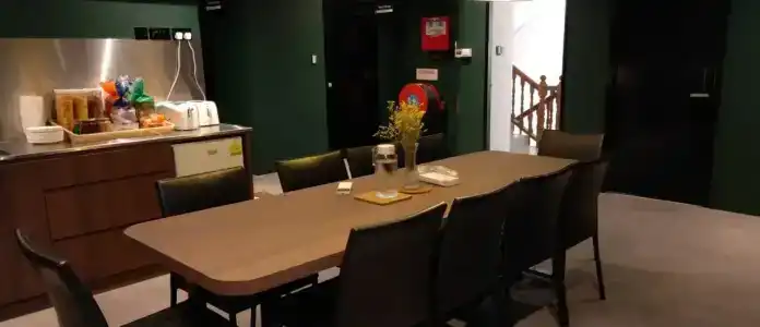 Wink Capsule Hostel @ Chinatown (SG Clean) - 17