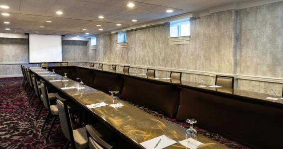 The Churchill Near Embassy Row - 18