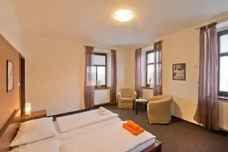 U Zlatého býka - 27