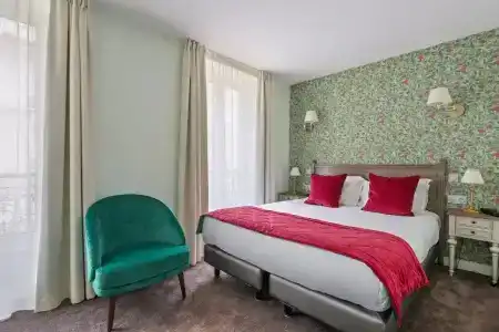 Hôtel de Sèvres - 10