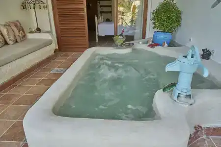 Villa Taraça Alaçatı Romantik Otel - 15