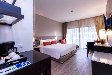 Deevana Plaza Phuket - Sha Extra Plus - 4